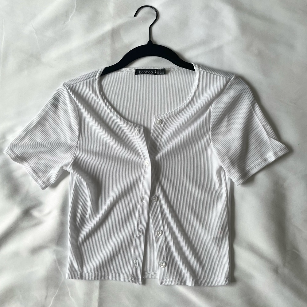 Cropped Top - Picture 3 of 4